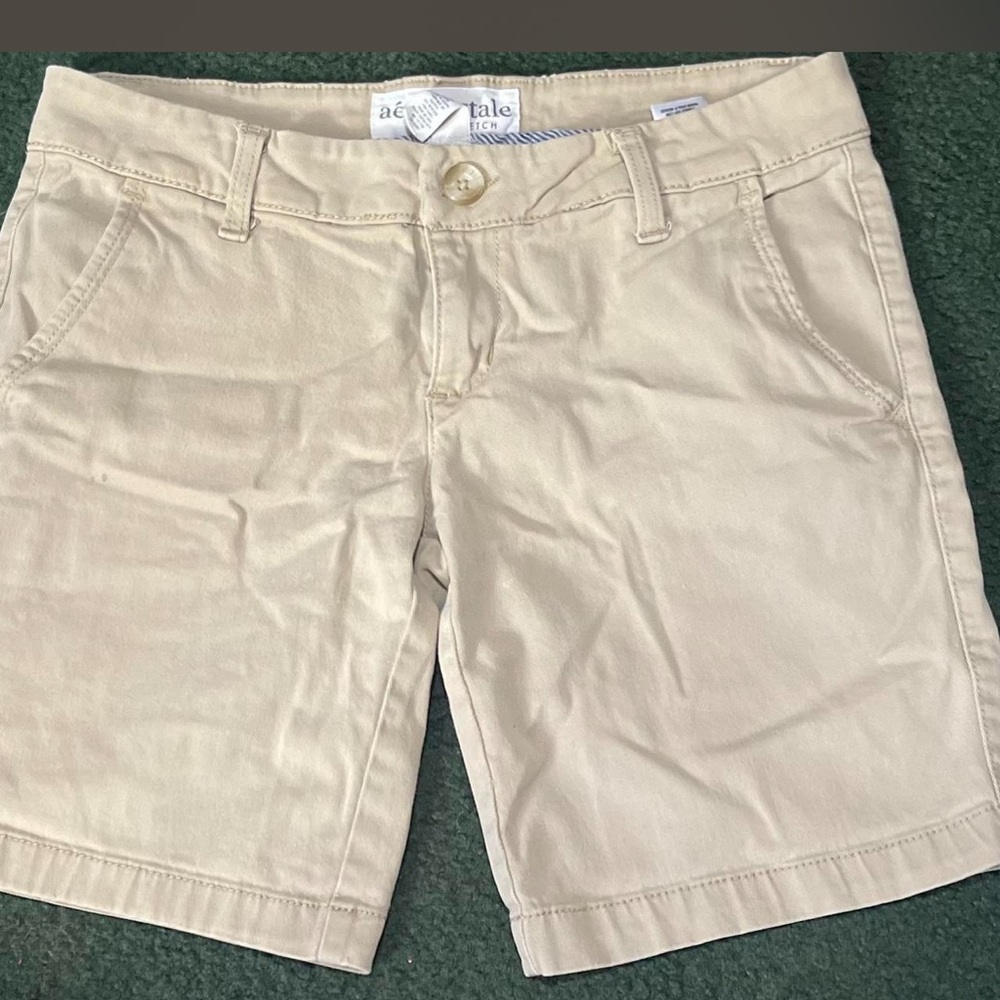 Aeropostale Khaki School Uniform Shorts Size 3/4